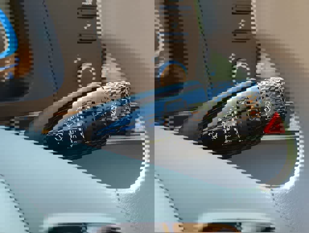 New 2026 Hyundai Elantra SE image 25