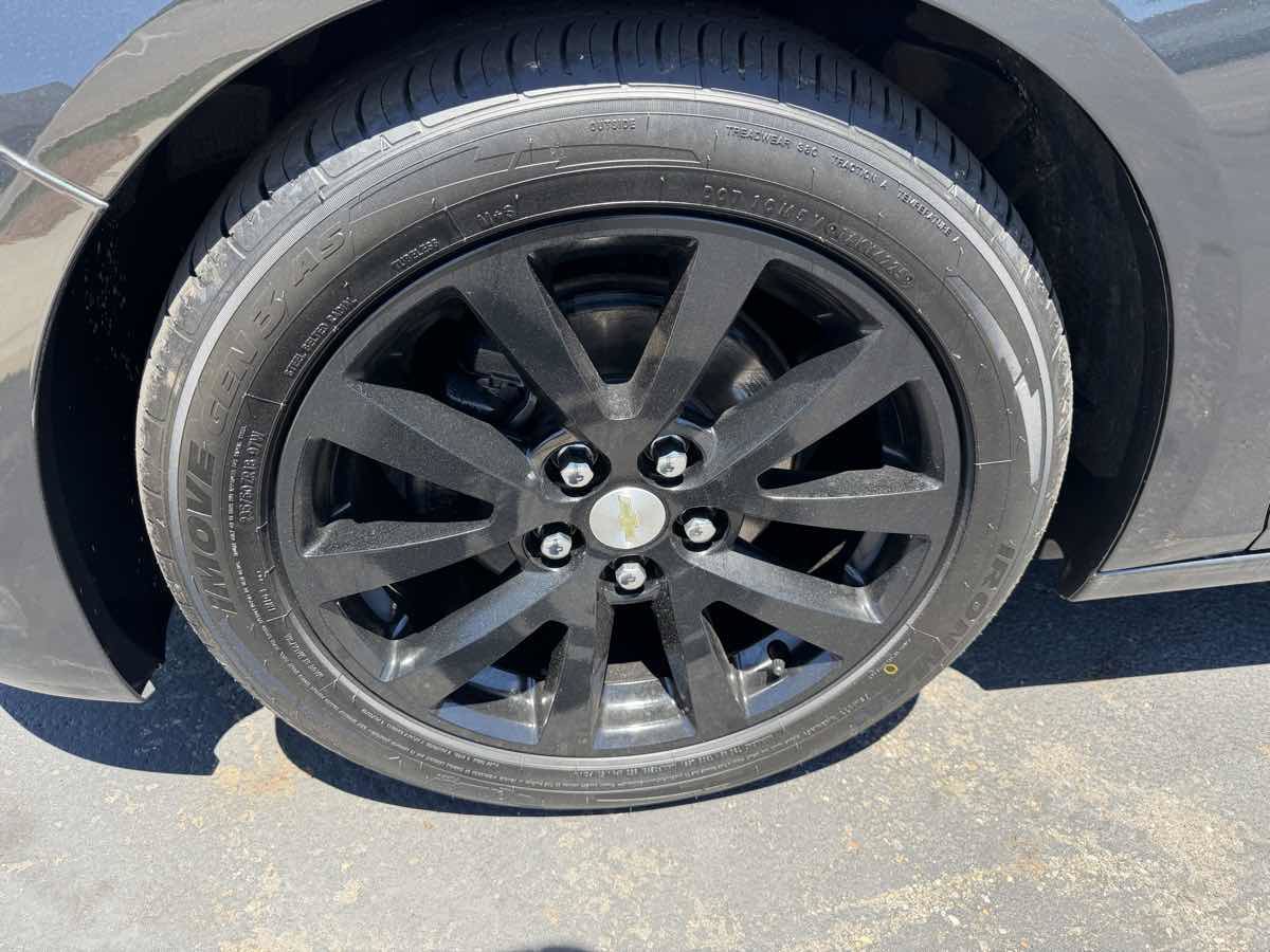 Used 2015 Chevrolet Malibu LTZ FWD image 8