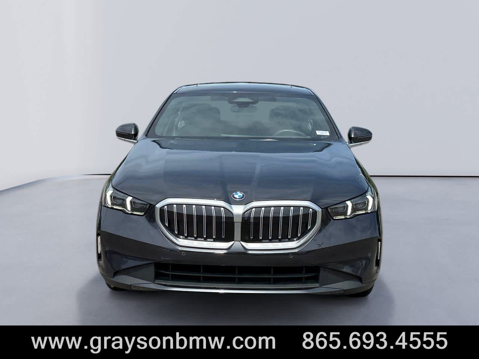 Used 2025 BMW 540i xDrive AWD/4WD image 8
