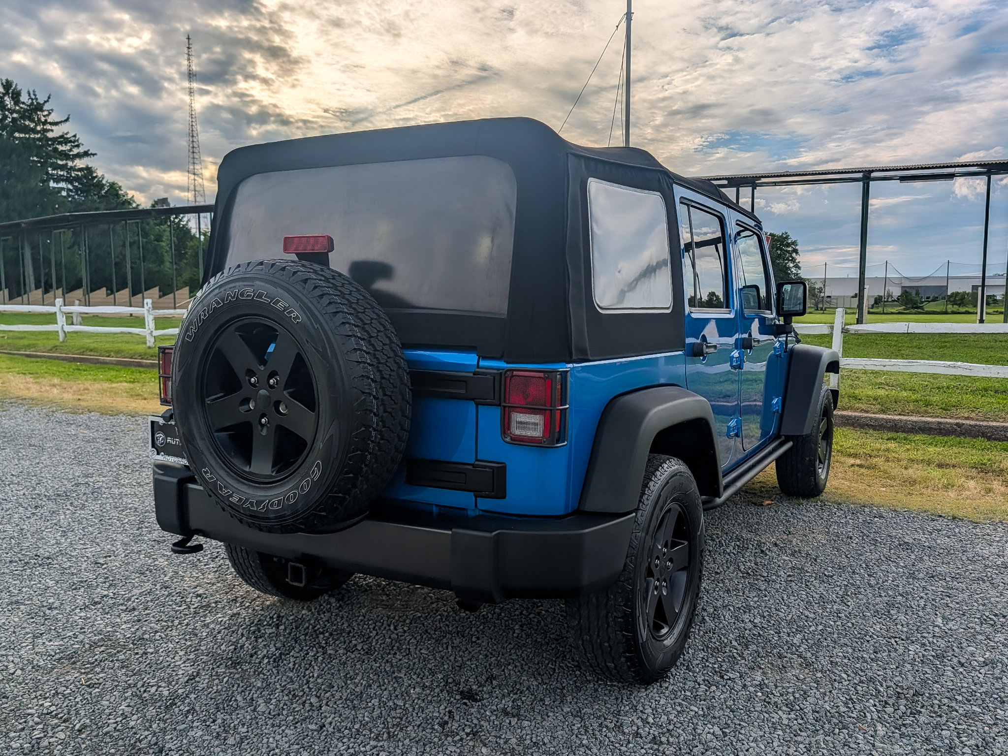 Used 2016 Jeep Wrangler Unlimited Sport AWD/4WD image 5