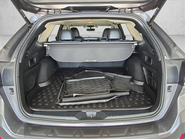 Used 2022 Subaru Outback Limited AWD/4WD image 6