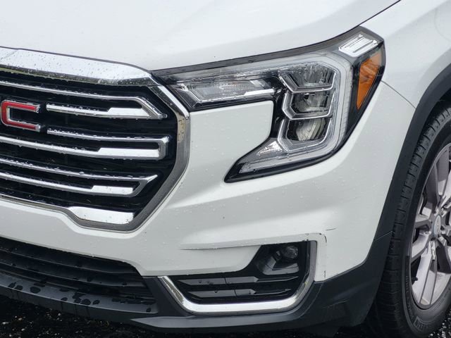Used 2024 GMC Terrain SLT image 8
