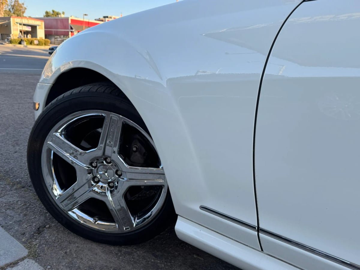 Used 2009 Mercedes-Benz S 550 image 9