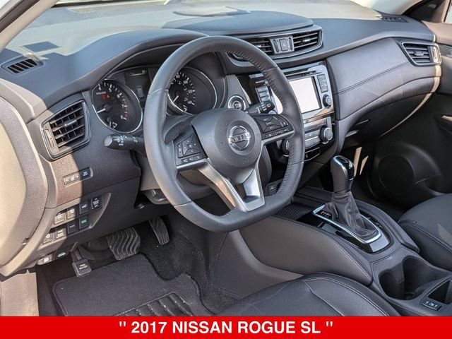 Used 2017 Nissan Rogue SL w/ SL Premium Package AWD/4WD image 16
