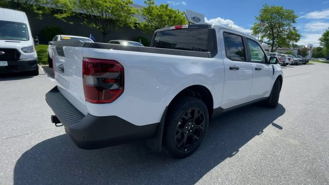 New 2026 Ford Maverick XLT w/ XLT Luxury Package AWD/4WD image 2
