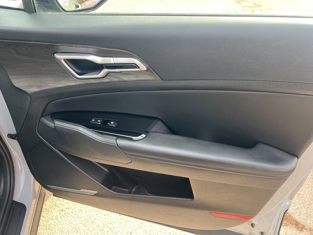 Used 2024 Kia Sportage X-Line w/ X-Line Premium Package image 24