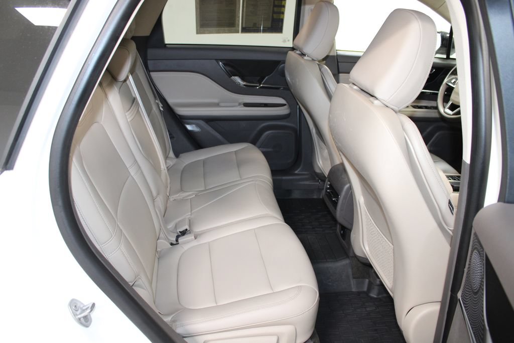 Used 2023 Lincoln Corsair FWD image 33