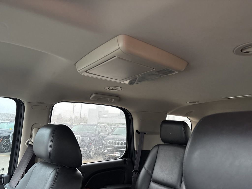 Used 2012 GMC Yukon SLT w/ SLT-2 Equipment Package image 10