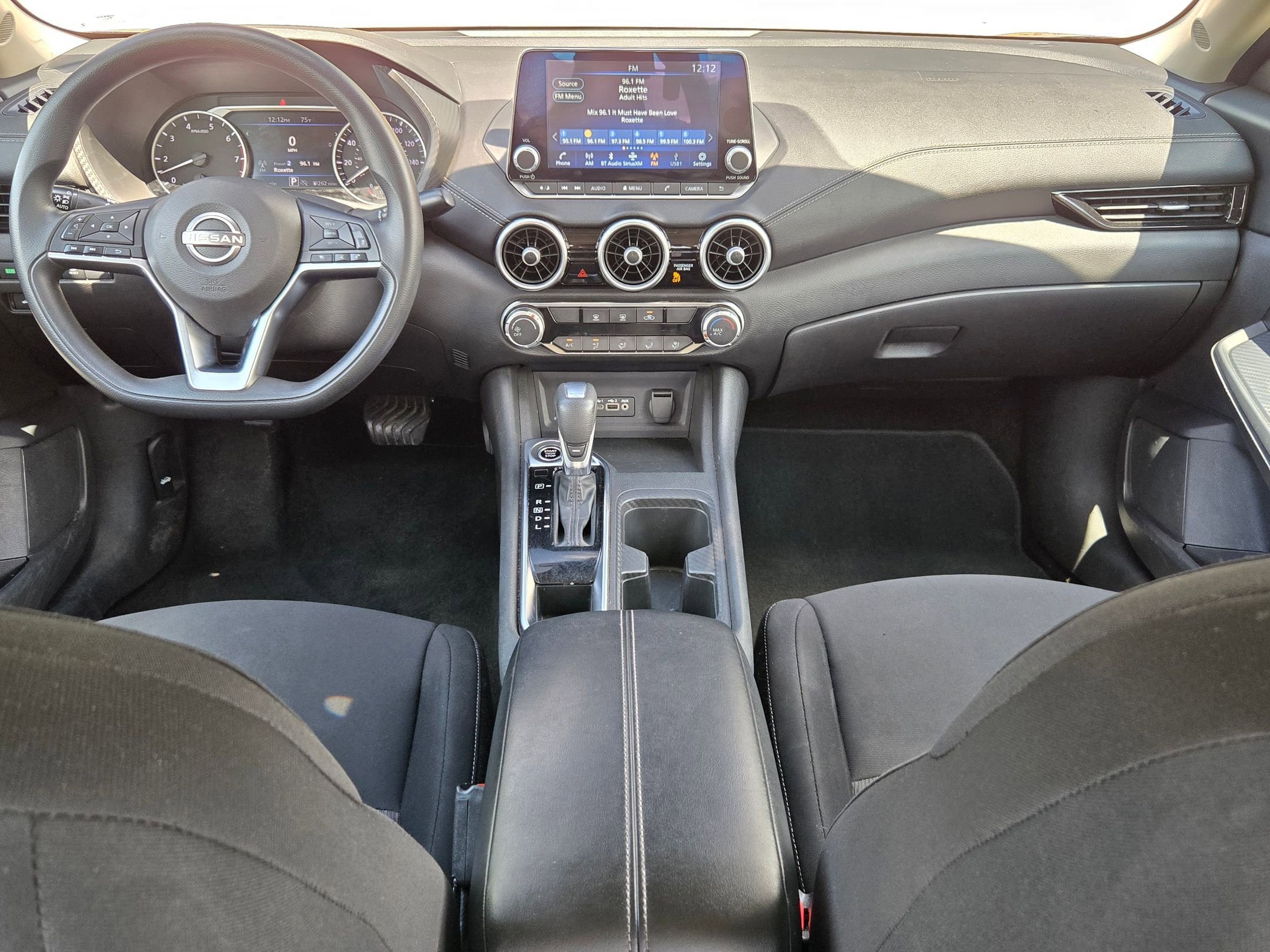 Used 2024 Nissan Sentra SV FWD image 16