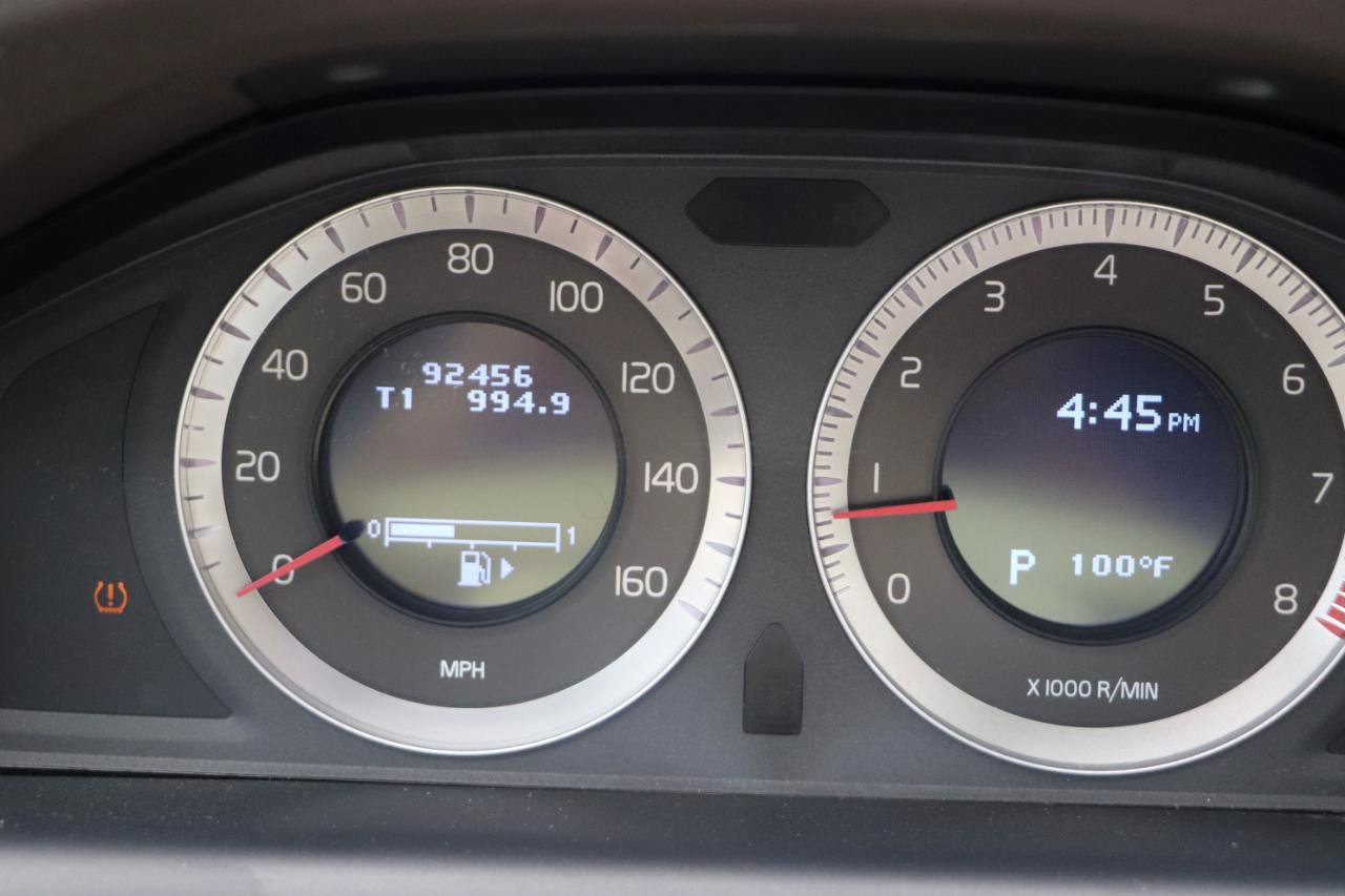 Used 2010 Volvo XC60 T6 AWD/4WD image 11