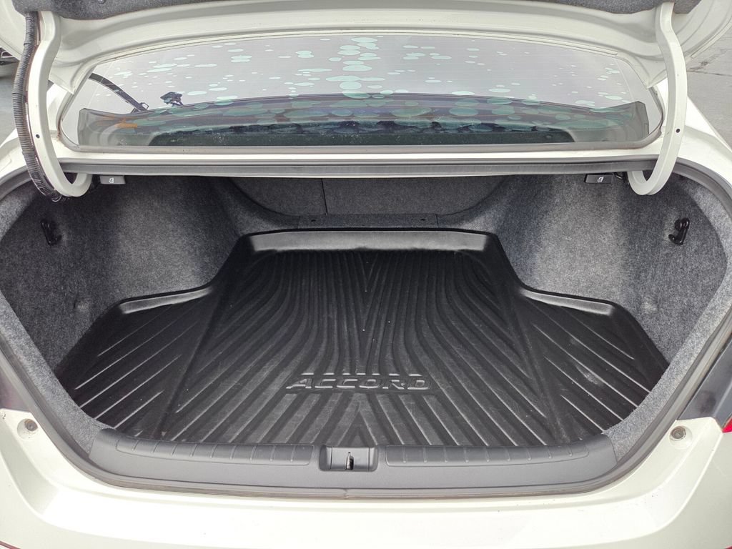 Used 2020 Honda Accord Sport image 15
