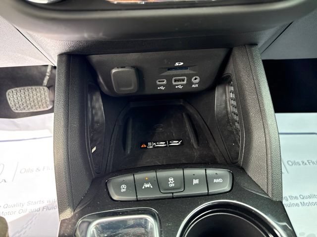 Used 2023 Chevrolet TrailBlazer RS w/ Sun and Liftgate Package AWD/4WD image 19