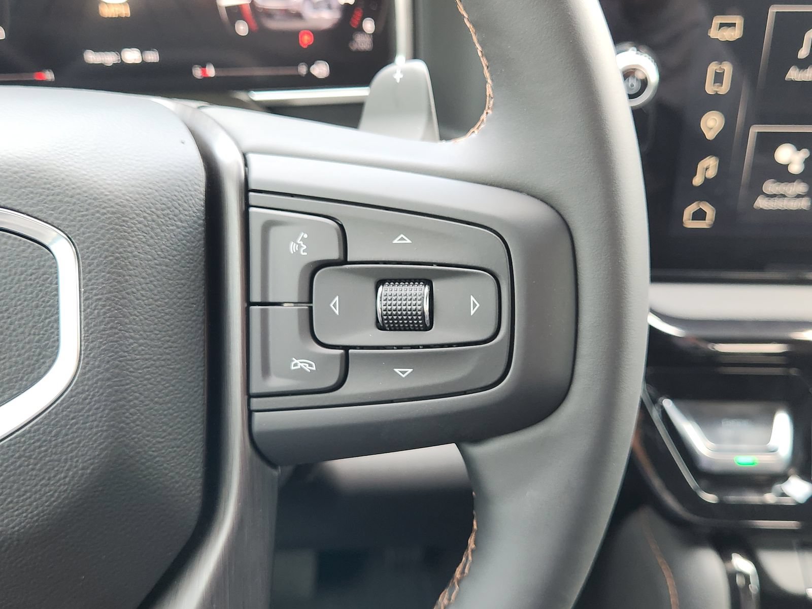 New 2026 GMC Sierra 1500 AT4 w/ AT4 Premium Package AWD/4WD image 32