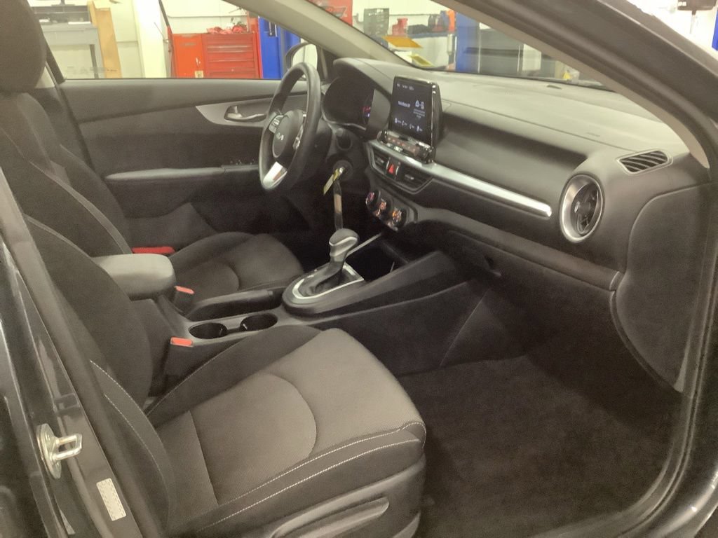 Certified 2023 Kia Forte LXS FWD image 10