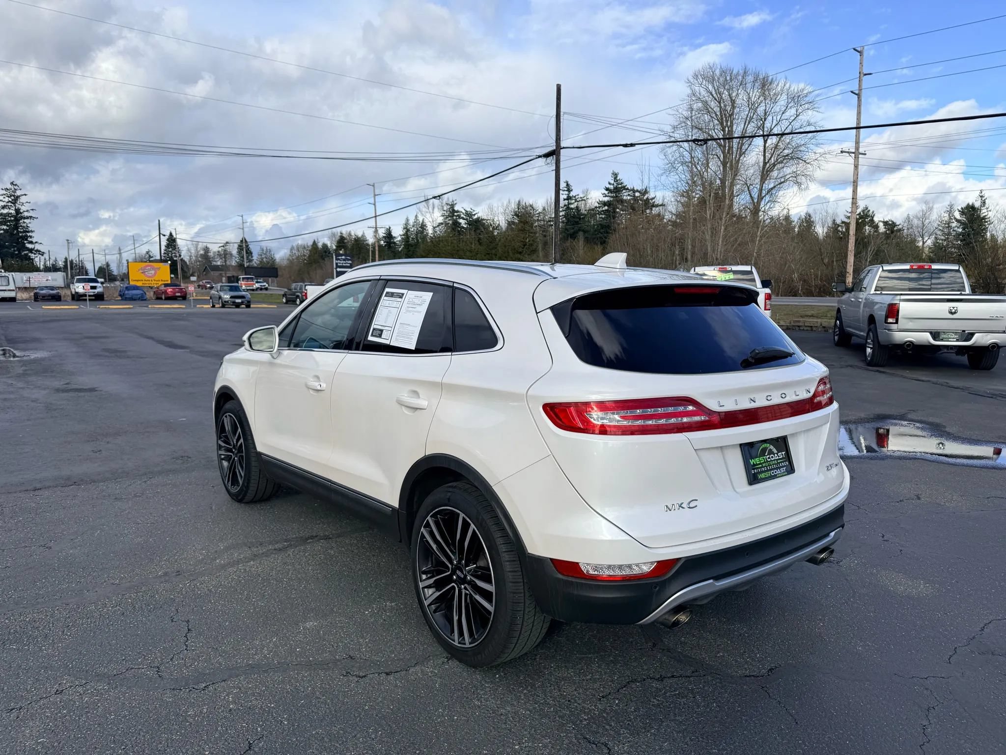 Used 2017 Lincoln MKC Reserve AWD/4WD image 5