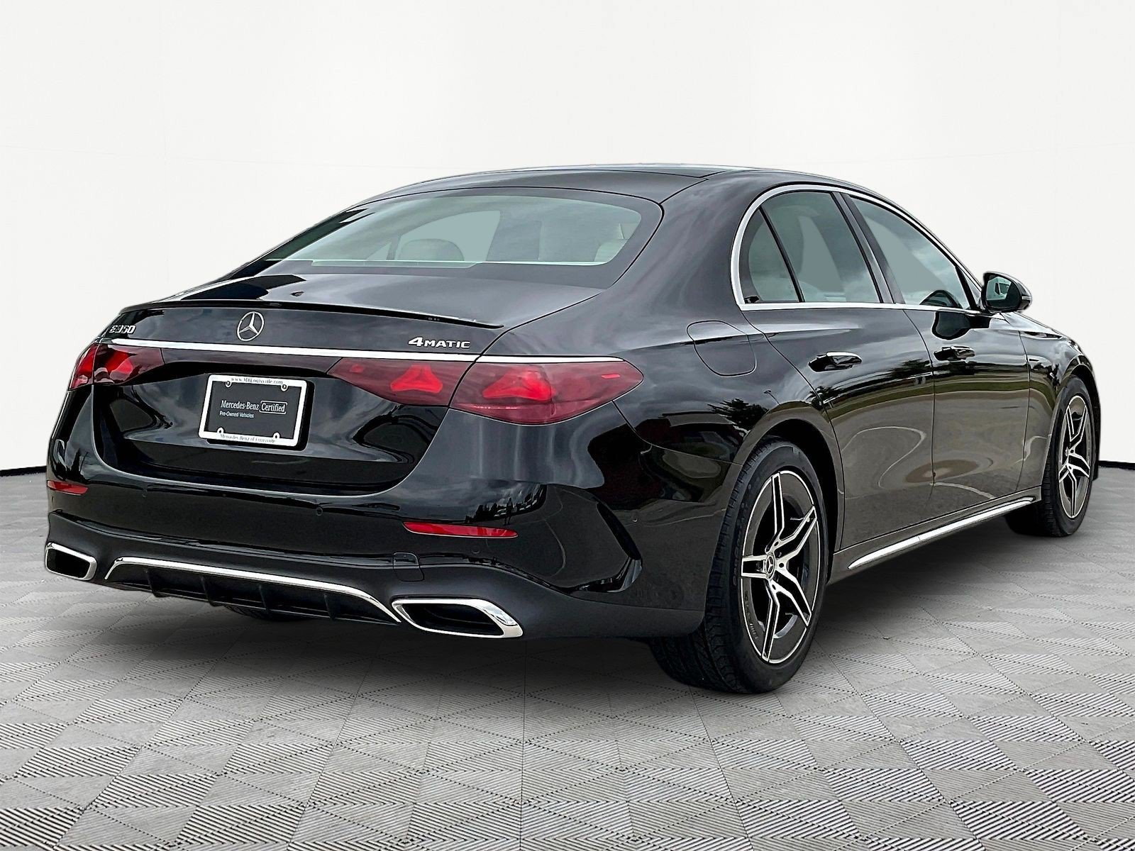 Certified 2025 Mercedes-Benz E 350 4MATIC Sedan image 6