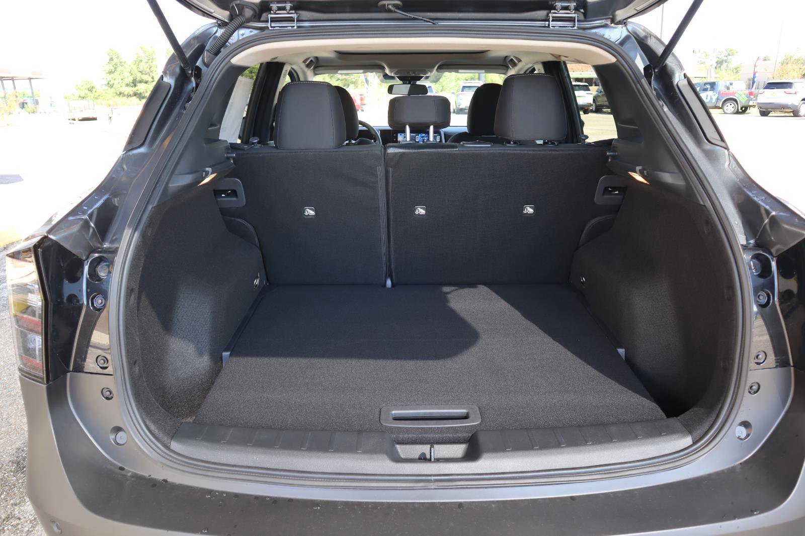 New 2026 Nissan Kicks SV w/ SV Premium Package image 34