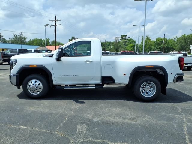 New 2026 GMC Sierra 3500 SLE AWD/4WD image 8
