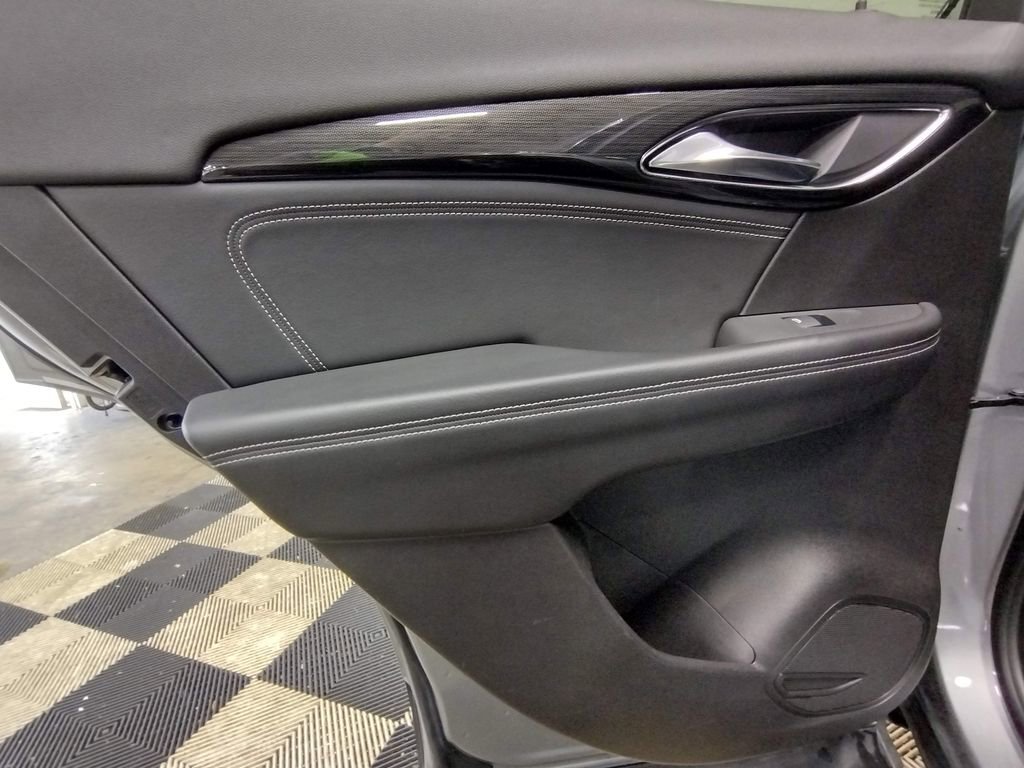 Used 2023 Buick Envision Essence image 35