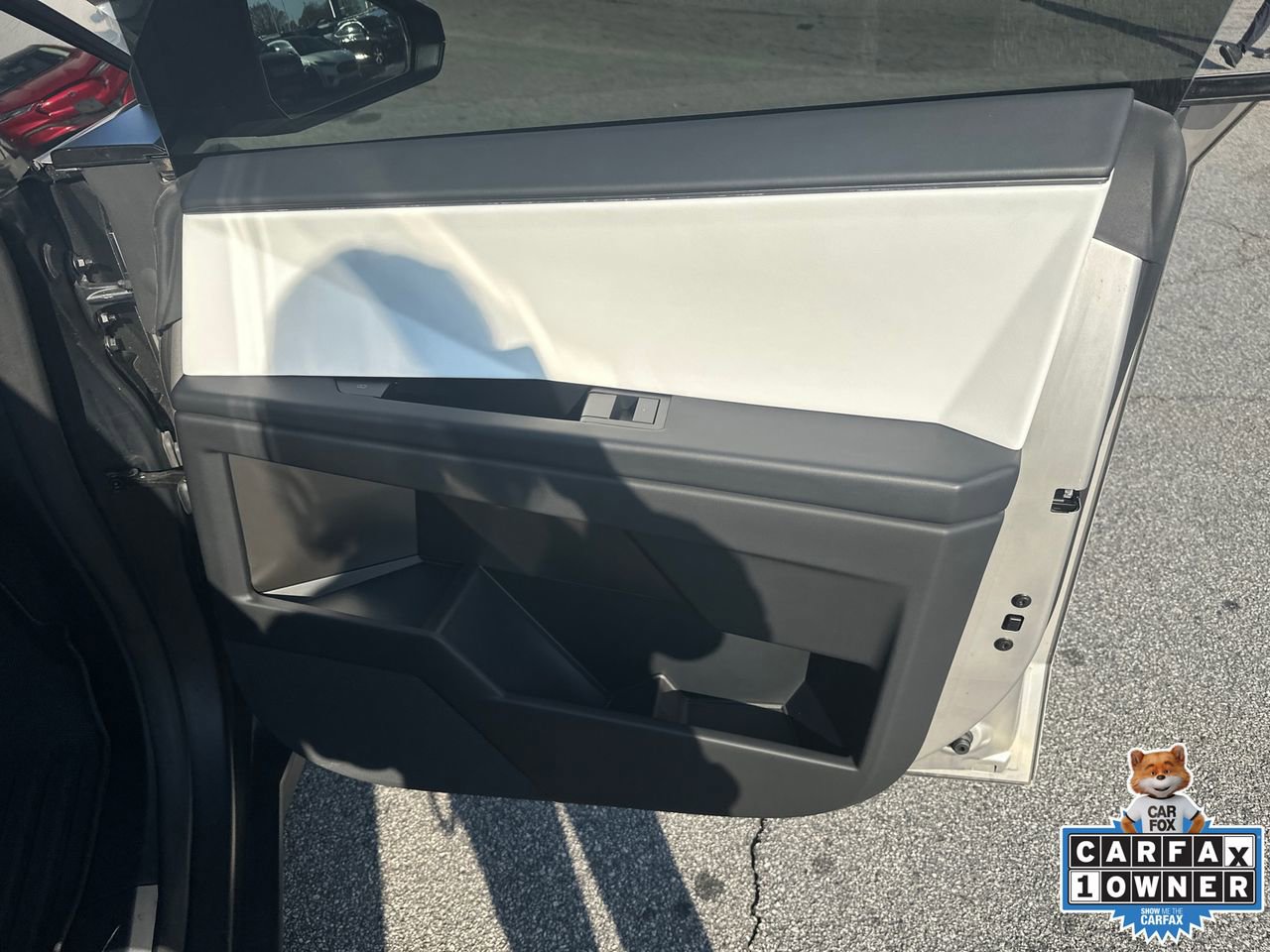 Used 2024 Tesla Cybertruck AWD Crew Cab image 14