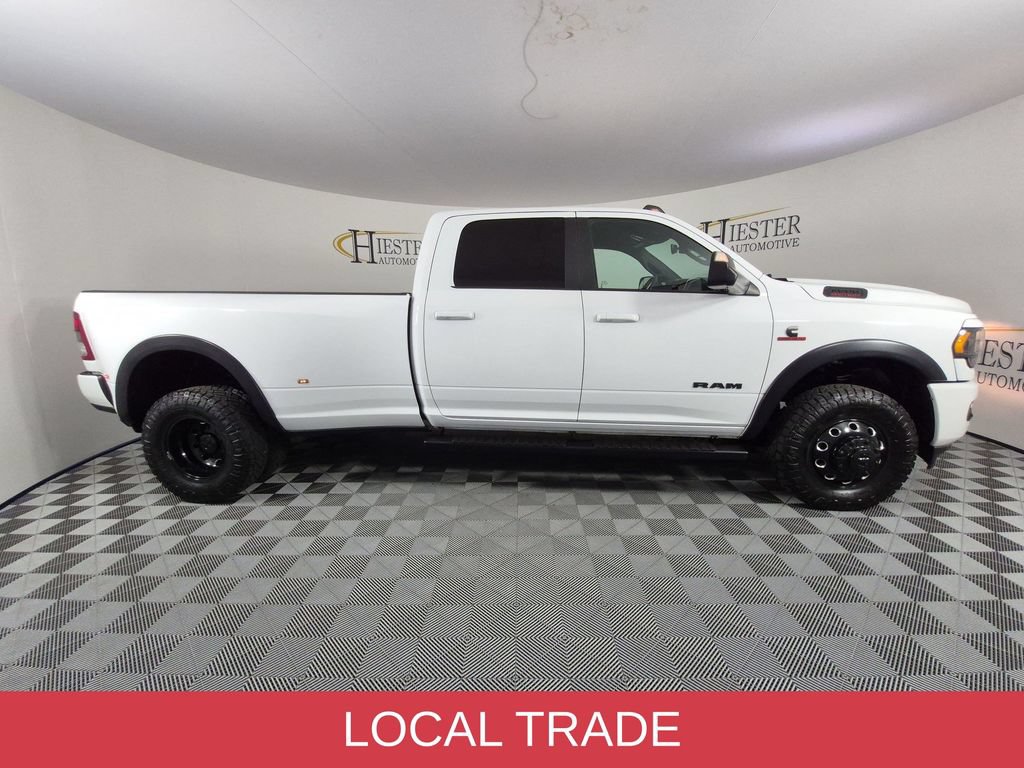 Used 2021 RAM 3500 Big Horn w/ Night Edition AWD/4WD image 3