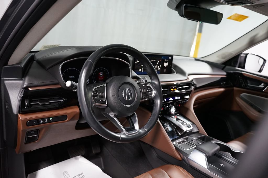 Used 2022 Acura MDX SH-AWD w/ Technology Package image 11