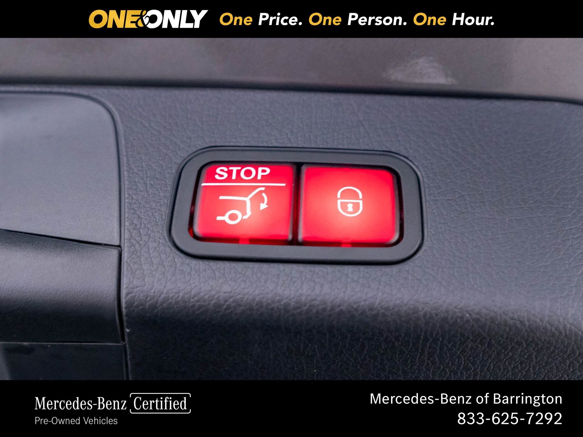 Used 2023 Mercedes-Benz GLB 250 4MATIC w/ Premium Package image 35