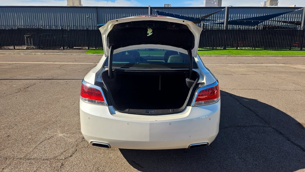 Used 2013 Buick LaCrosse Premium w/ Entertainment Package FWD image 14