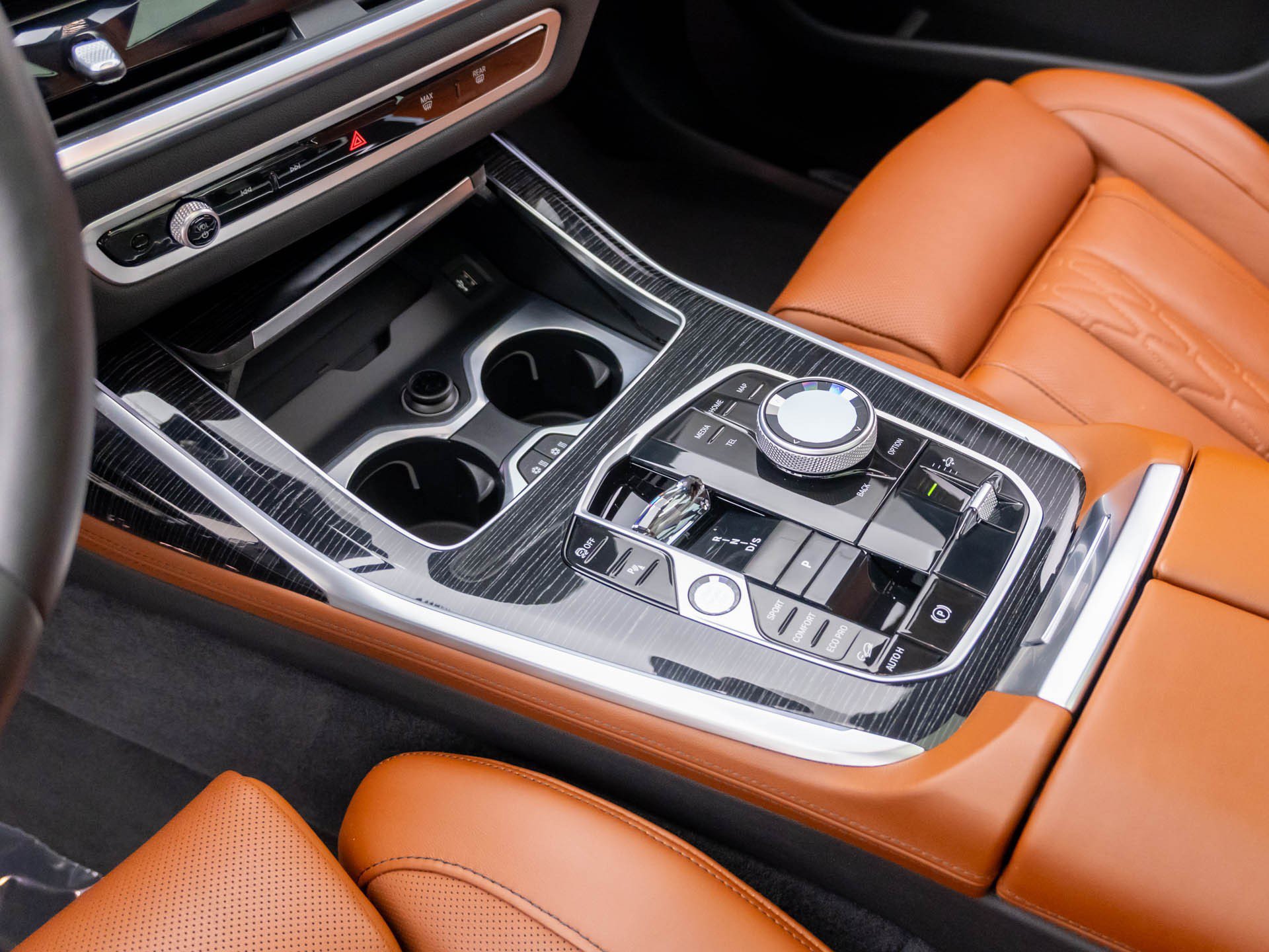 Certified 2026 BMW X7 M60i AWD/4WD image 13