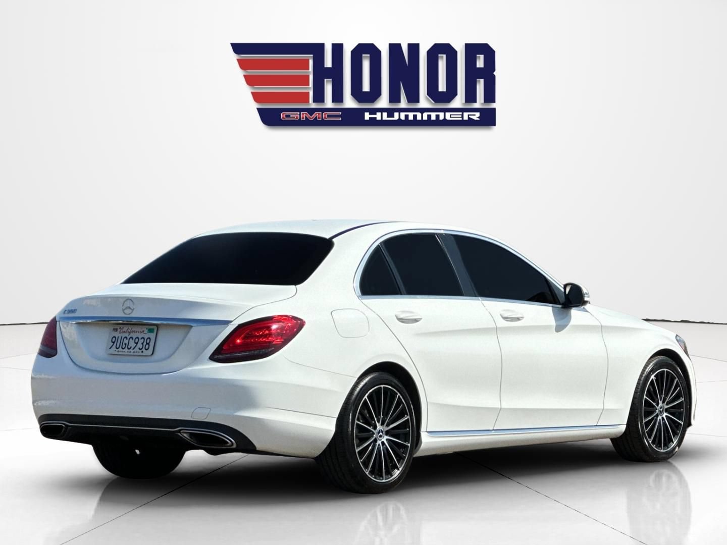 Used 2019 Mercedes-Benz C 300 Sedan image 4