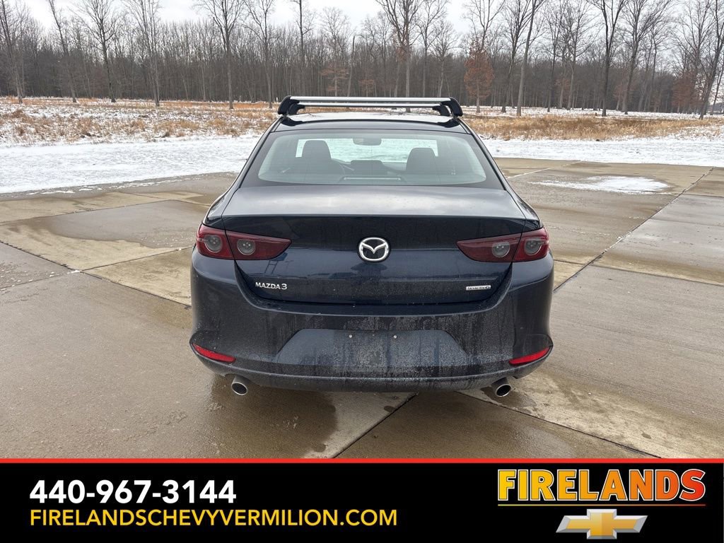Used 2020 MAZDA MAZDA3 Sedan image 4