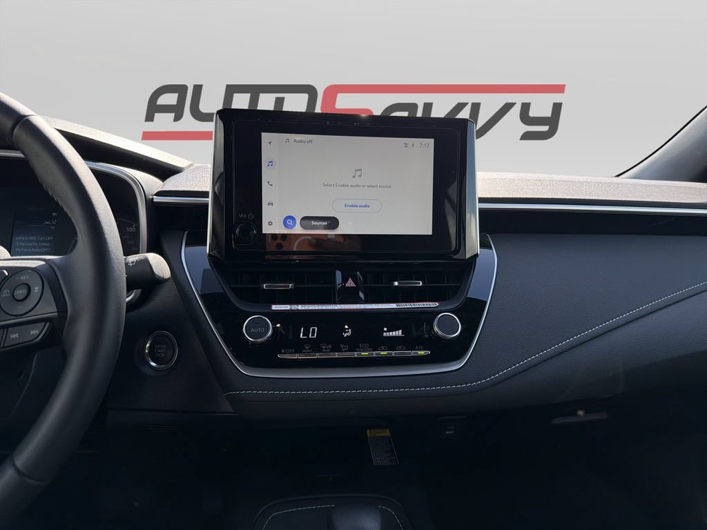 Used 2026 Toyota Corolla SE FWD image 9