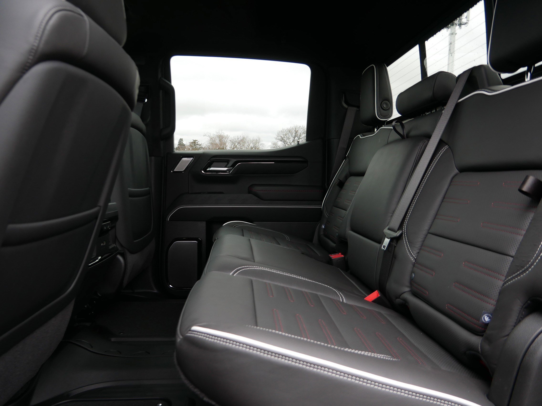 New 2026 GMC Sierra 1500 AT4X AWD/4WD image 5