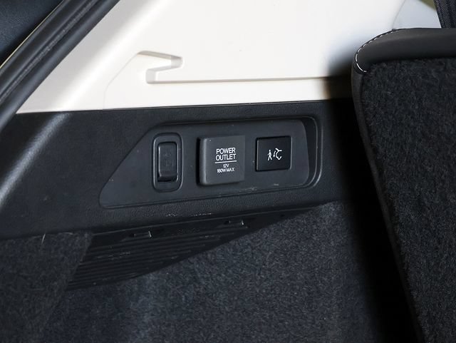 Certified 2023 Acura MDX SH-AWD w/ Advance Package image 32