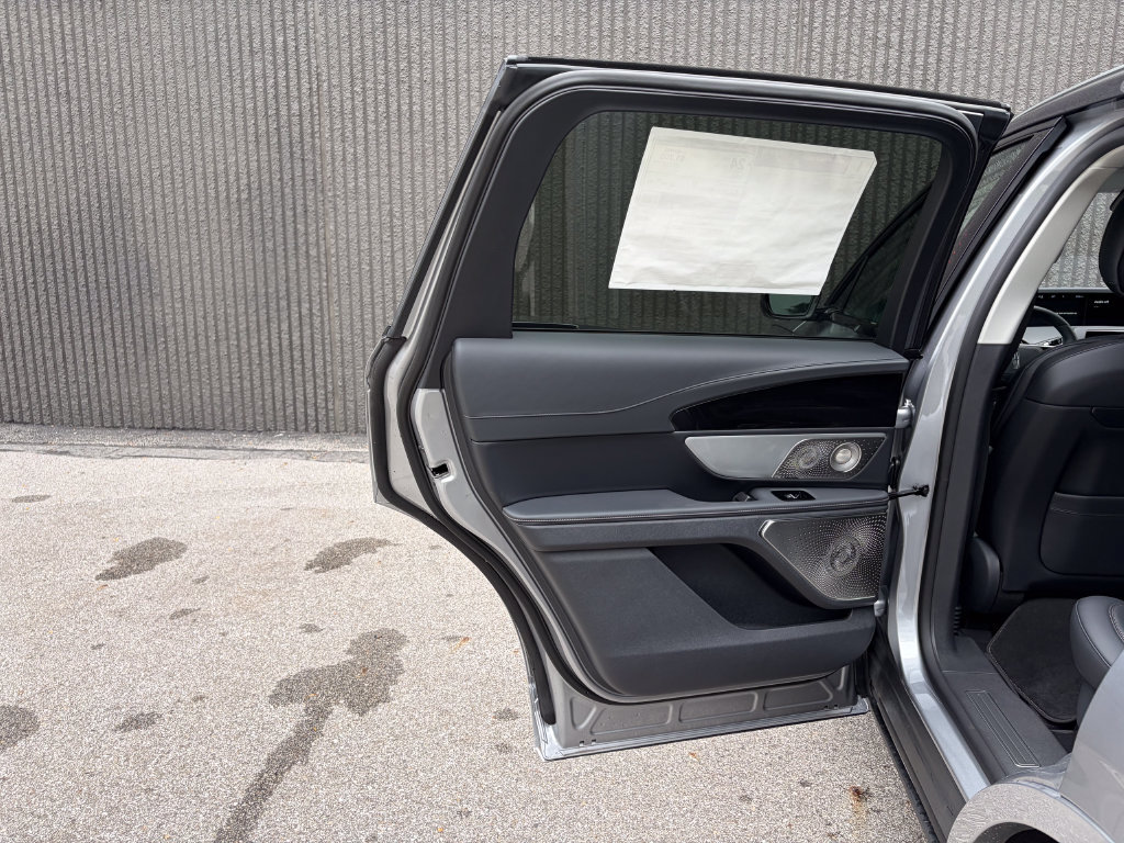 New 2026 Lincoln Nautilus Reserve AWD/4WD image 22