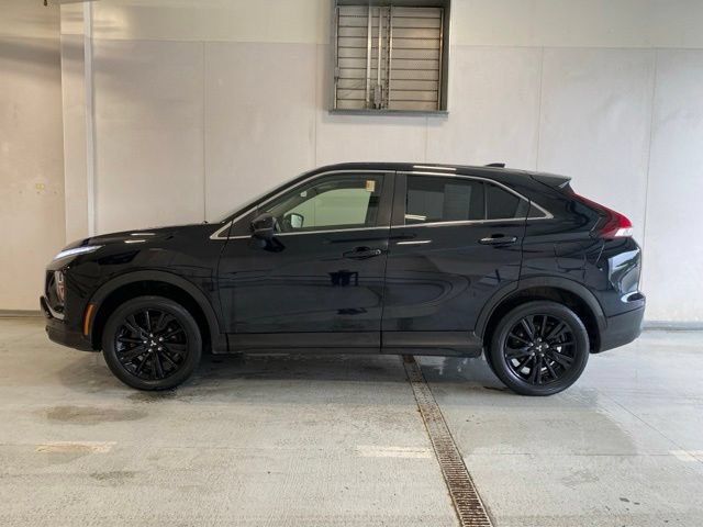 Used 2023 Mitsubishi Eclipse Cross LE AWD/4WD image 8