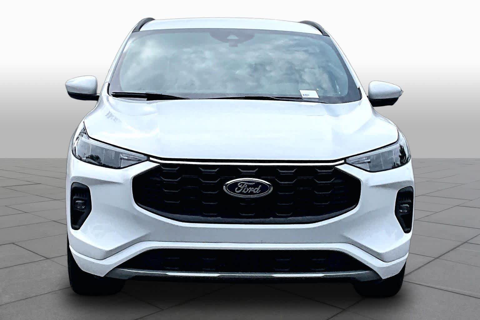 Certified 2023 Ford Escape ST-Line Select w/ Tech Pack #2 AWD/4WD image 4