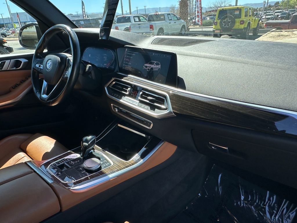Used 2019 BMW X5 xDrive40i w/ Convenience Package image 16