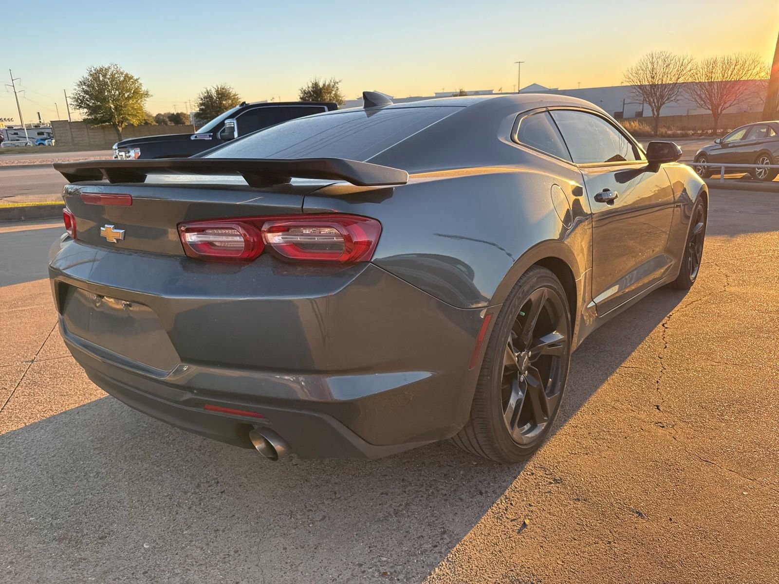 Used 2022 Chevrolet Camaro LT w/ Technology Package image 7