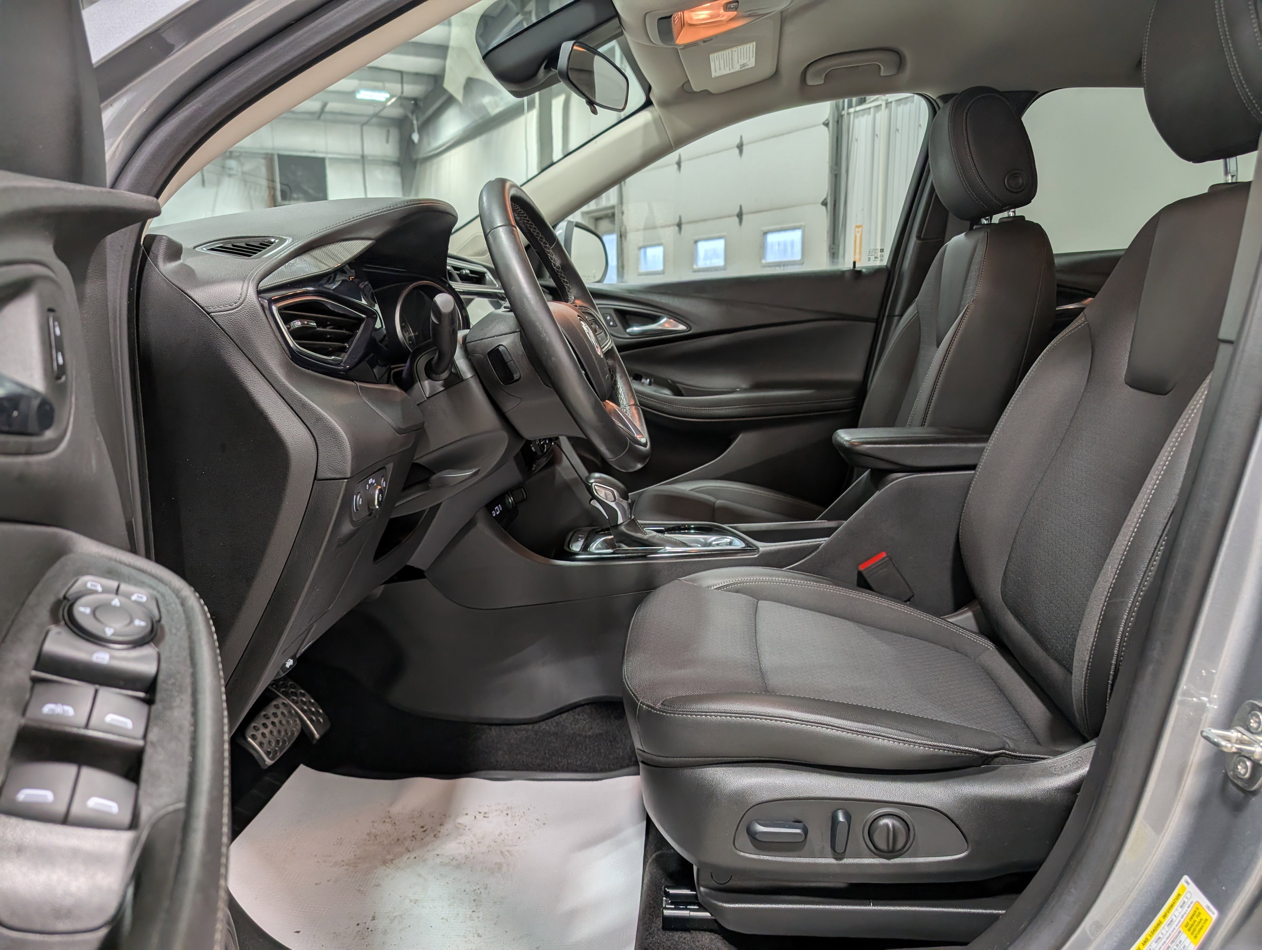 Used 2023 Buick Encore GX Select w/ Sport Touring Package AWD/4WD image 14