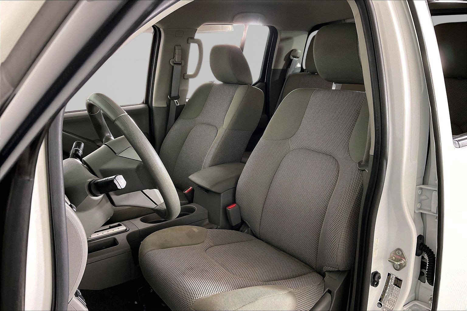 Used 2019 Nissan Frontier SV AWD/4WD image 26