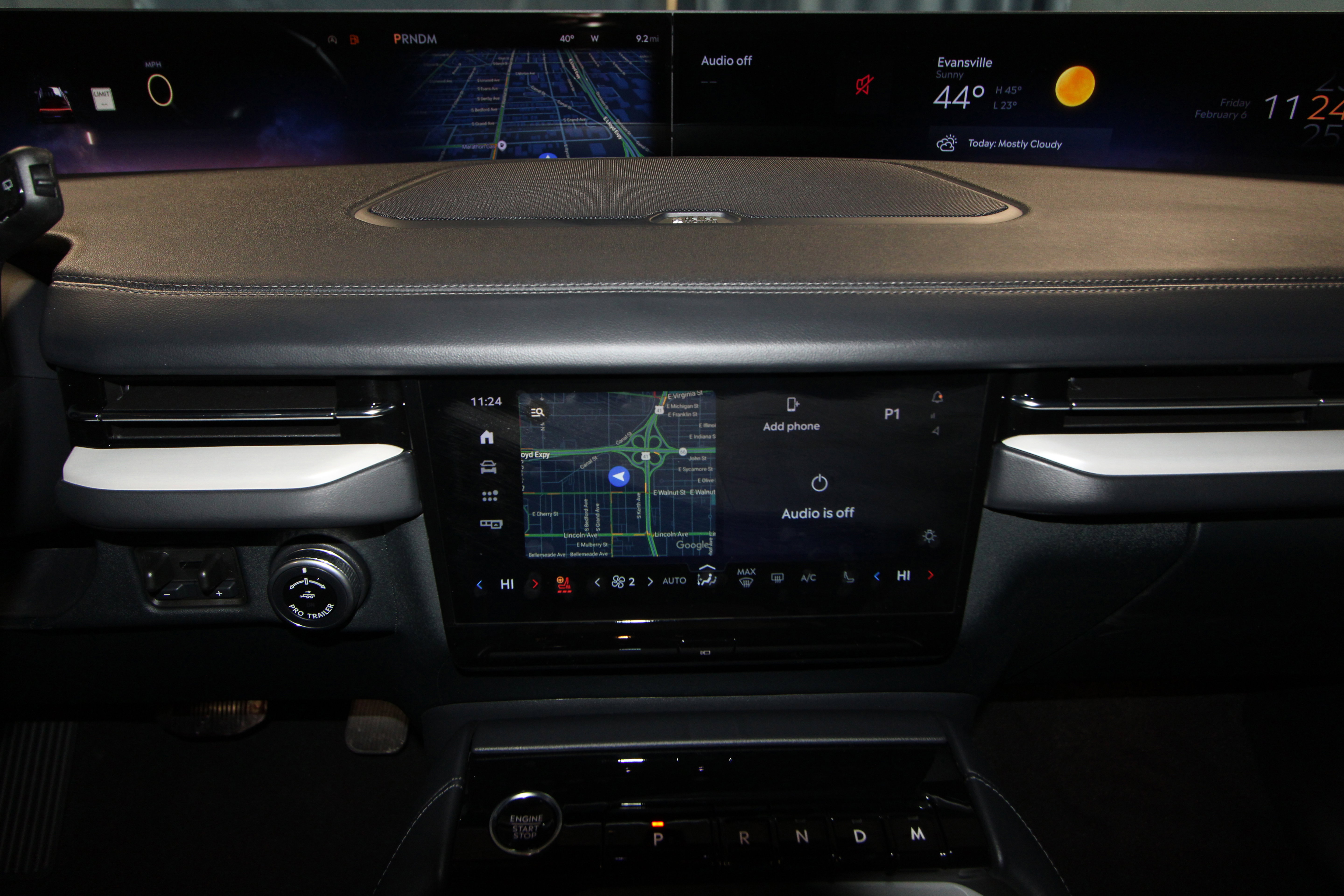 New 2026 Lincoln Navigator L Reserve w/ Jet Appearance Package image 13