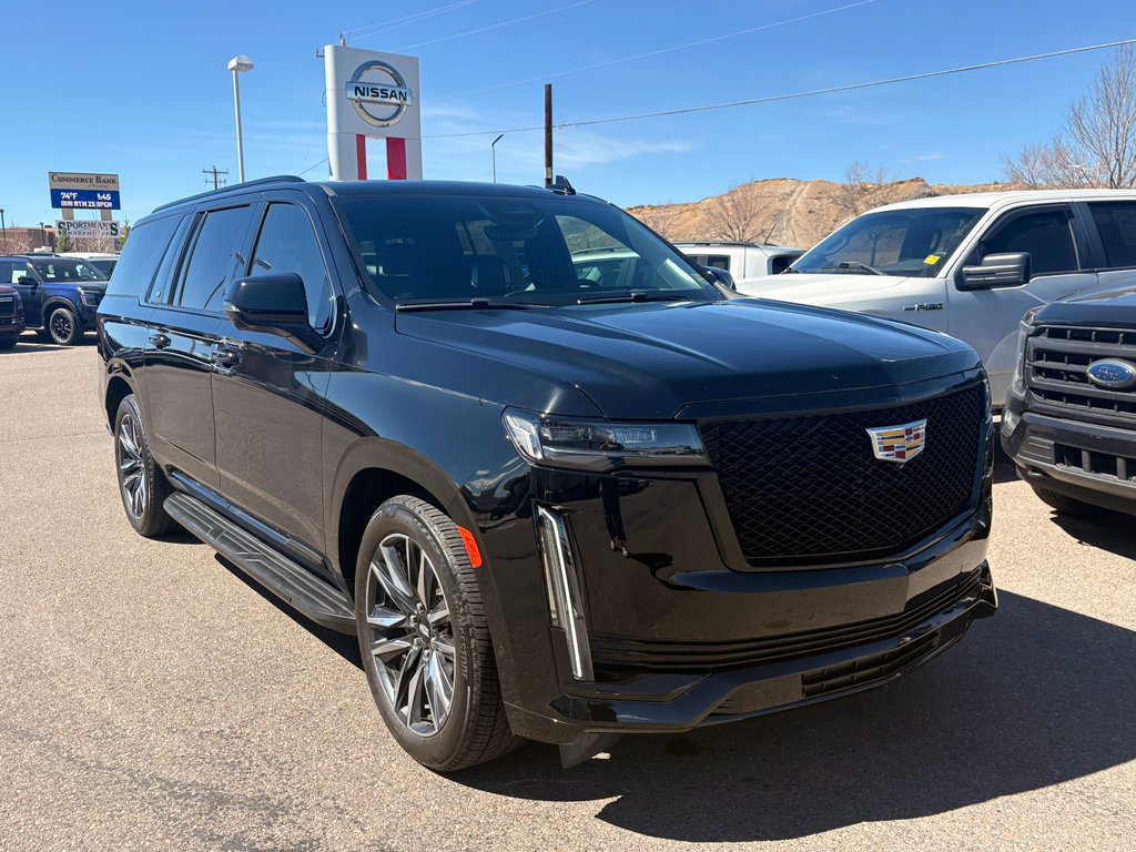 Used 2021 Cadillac Escalade ESV Sport w/ Driver Assist Tech Package AWD/4WD image 7