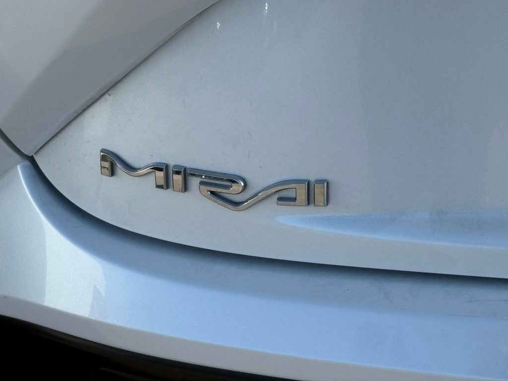 Used 2022 Toyota Mirai XLE w/ Advanced Technology Package image 13