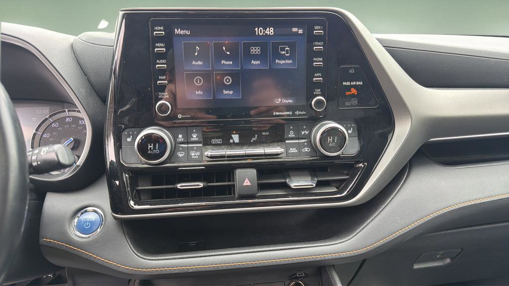 Used 2022 Toyota Highlander Bronze Edition image 28