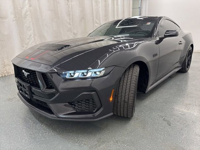Used 2024 Ford Mustang GT Premium image 5
