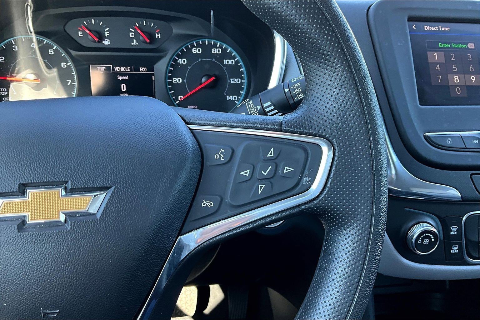 Used 2020 Chevrolet Equinox LS w/ LS Convenience Package FWD image 12