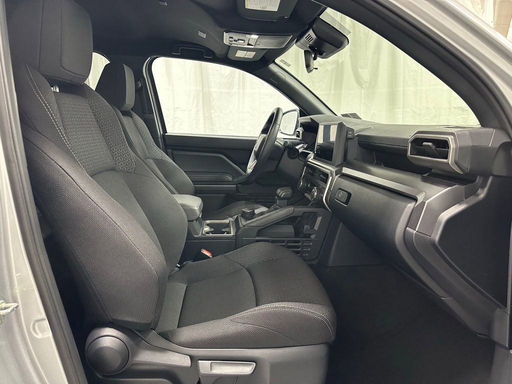 Used 2025 Toyota 4Runner SR5 image 61