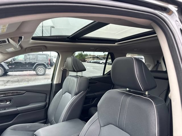 Used 2024 Honda Pilot Elite image 5