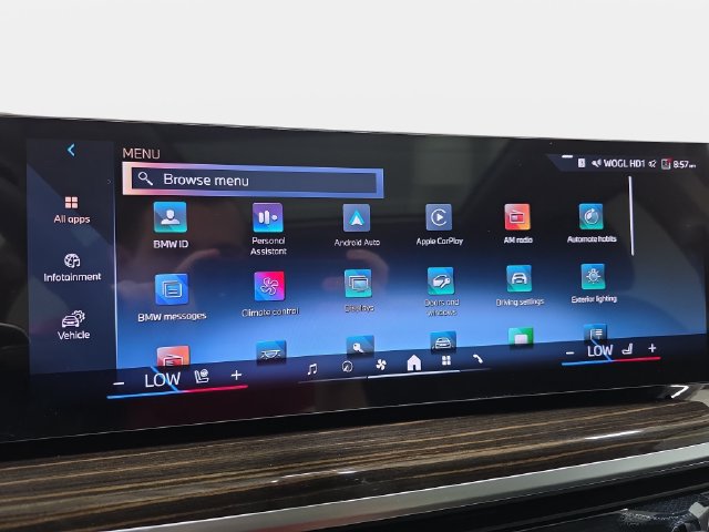 Certified 2025 BMW X7 xDrive40i w/ Premium Package AWD/4WD image 17